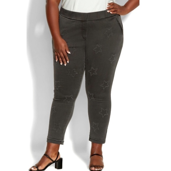 Avenue Elastic Waistband Black Star Embellished Stretch Crop Jean (JN03.5) - Picture 4 of 12